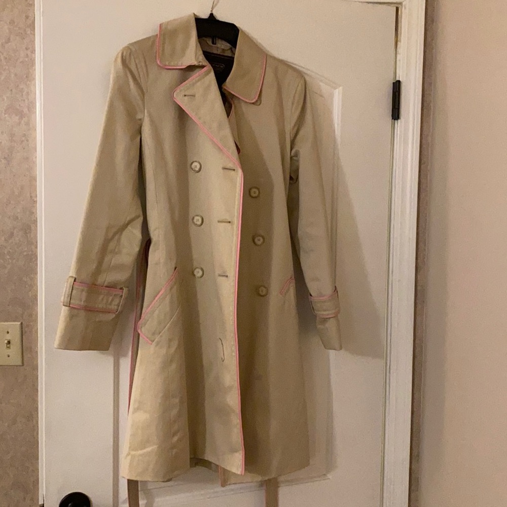 Coach trench